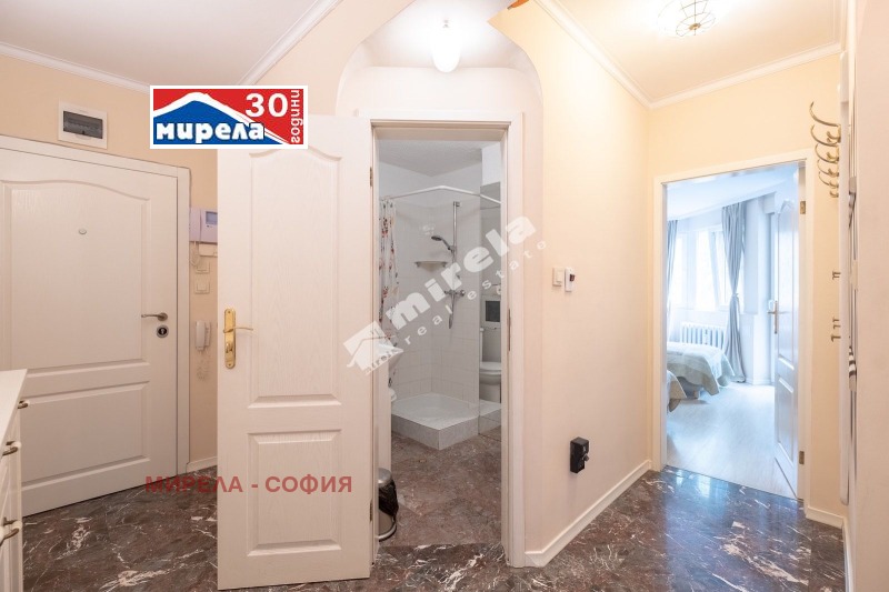 Дава под наем  3-стаен град София , Център , 100 кв.м | 24602949 - изображение [13]