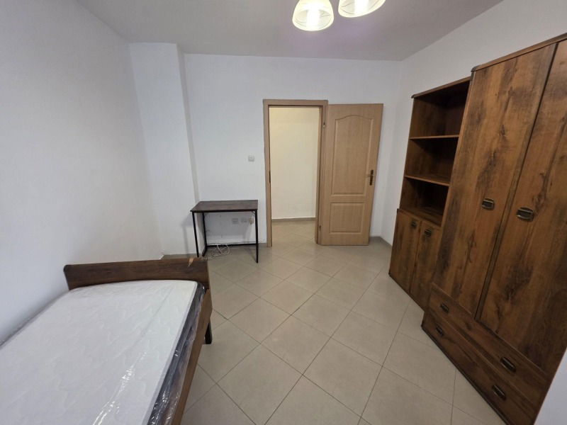 K pronájmu  3 ložnice Sofia , Iztok , 150 m2 | 81953519 - obraz [12]