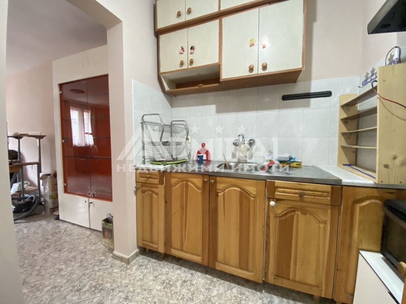 K pronájmu  1 ložnice Burgas , Vazraždane , 95 m2 | 24684953 - obraz [7]