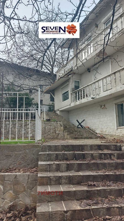 Дава под наем КЪЩА, гр. София, в.з.Киноцентъра