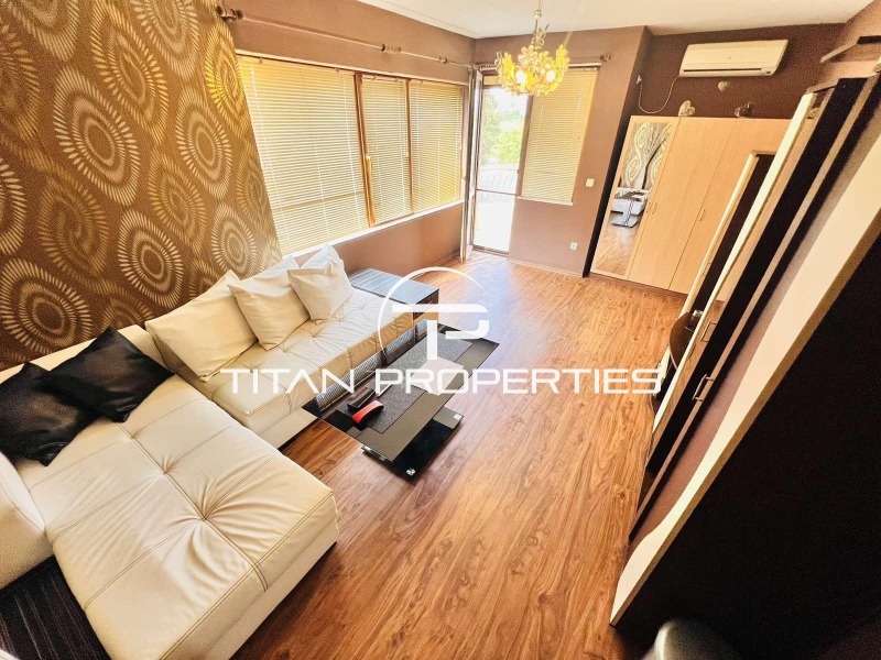 For Rent  1 bedroom Burgas , Izgrev , 90 sq.m | 63174164