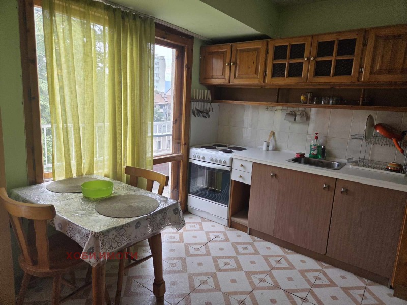 Дава под наем 3-СТАЕН, гр. Пловдив, Христо Смирненски, снимка 3 - Апартаменти - 52747796