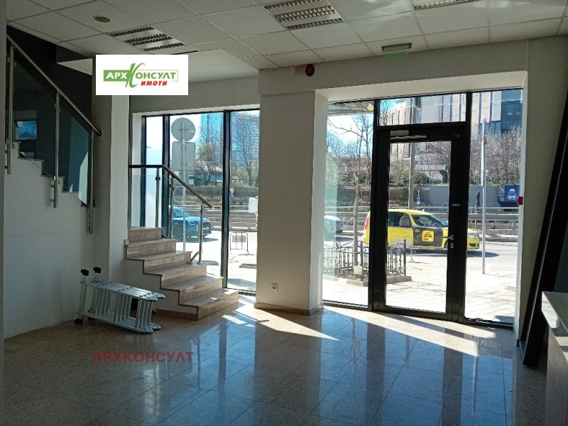 Дава под наем  Магазин град София , Център , 160 кв.м | 74684046