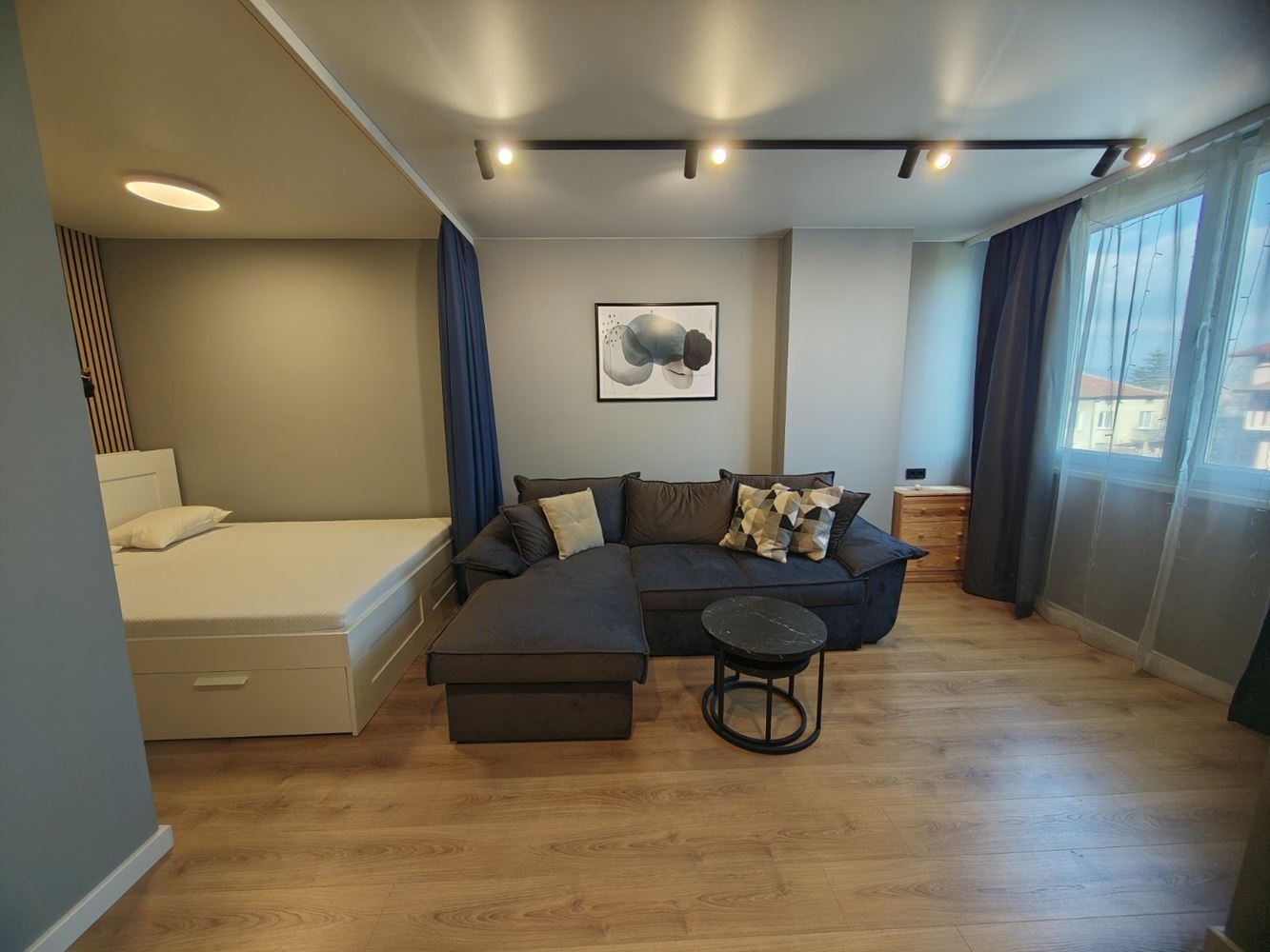 Дава под наем 2-СТАЕН, гр. София, Бенковски, снимка 2 - Апартаменти - 53767553