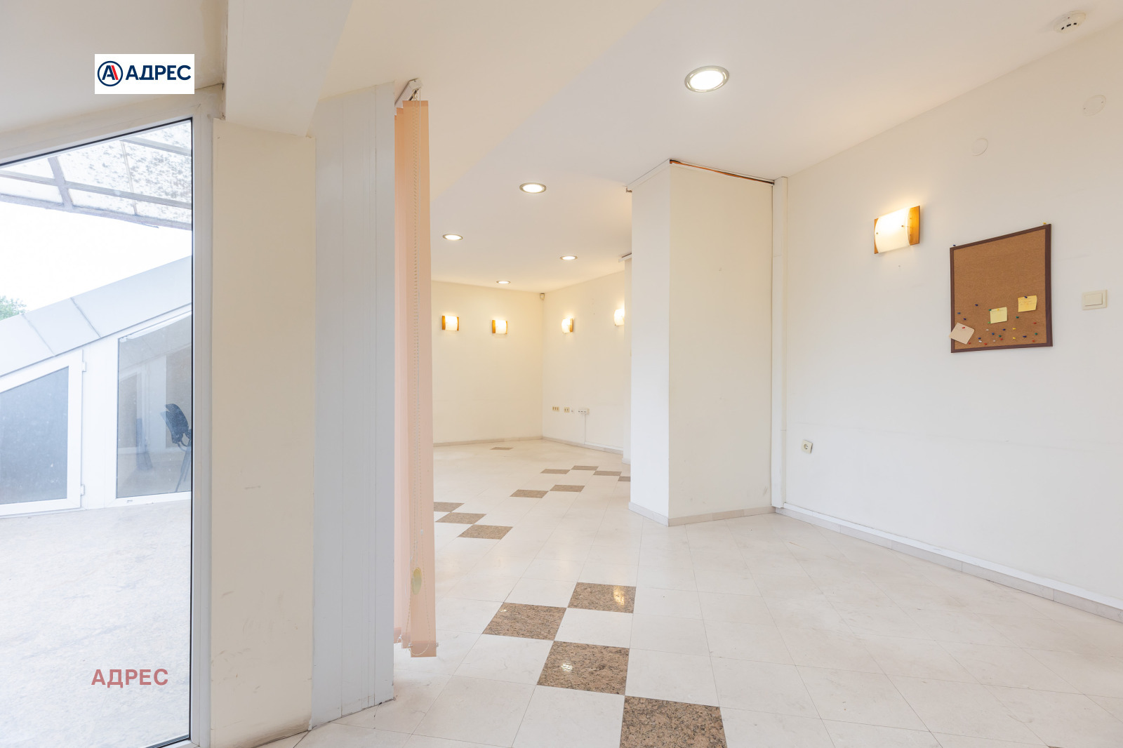 Дава под наем ОФИС, гр. Варна, Център, снимка 6 - Офиси - 53908047