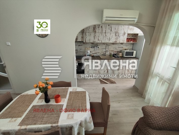 Дава под наем 2-СТАЕН, гр. Варна, Център, снимка 4 - Апартаменти - 52879608