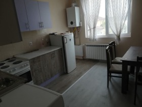 2 slaapkamers Voenna rampa, Sofia 3