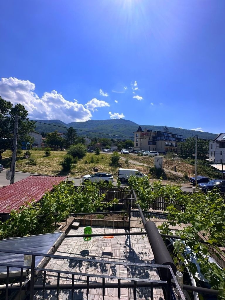 Издаје се  1 спаваћа соба Софија , Драгалевци , 90 м2 | 78171689 - слика [8]