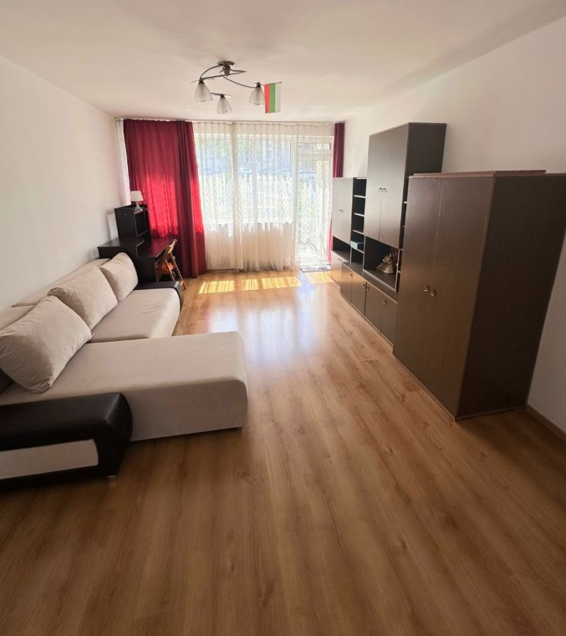 Издаје се  1 спаваћа соба Софија , Драгалевци , 90 м2 | 78171689