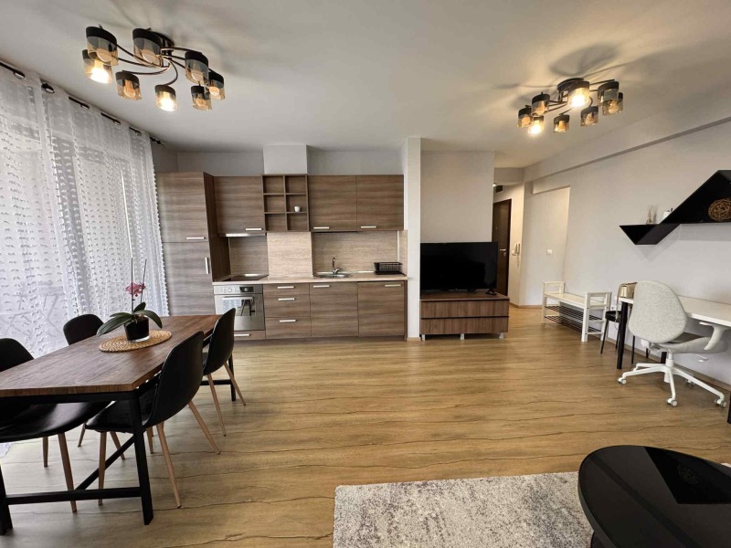 Издаје се  2 спаваће собе Софија , Лозенец , 118 м2 | 97301541 - слика [4]
