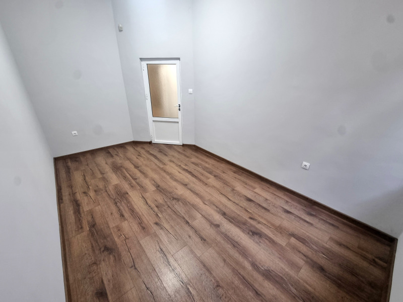 Para alugar  Escritório Sofia , Centar , 130 m² | 24694510 - imagem [17]