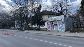 Магазини под наем в град Перник, Център - изображение 3 