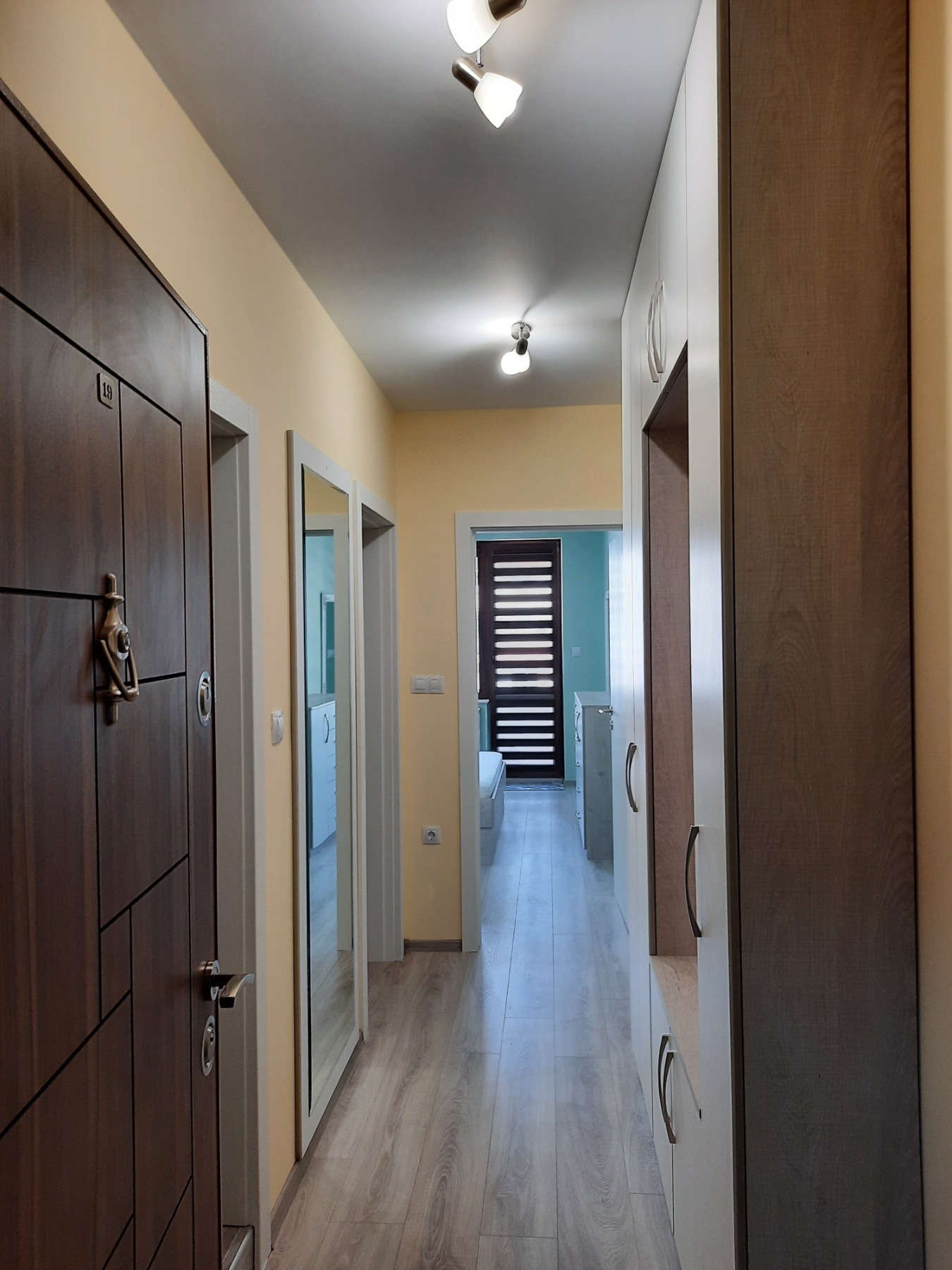 ���� ��� ���� 2-����� | Imot.bg � ����������� 13