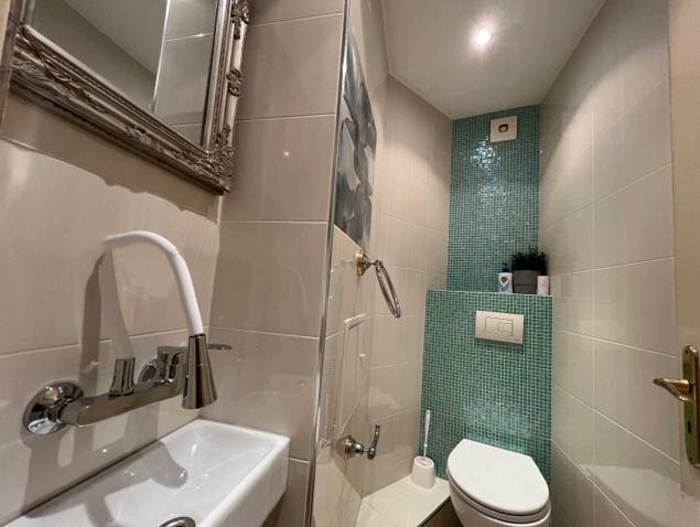 Дава под наем 3-СТАЕН, гр. София, Лозенец, снимка 8 - Апартаменти - 52314581