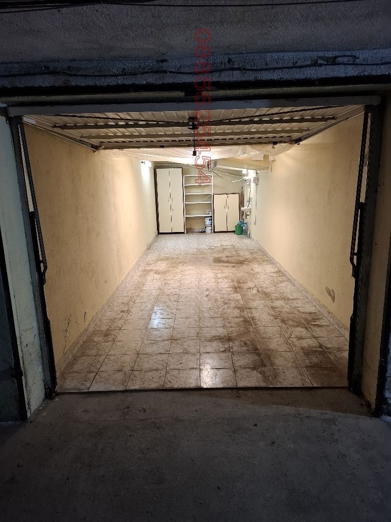 Дава под наем ГАРАЖ, ПАРКОМЯСТО, гр. София, Хладилника