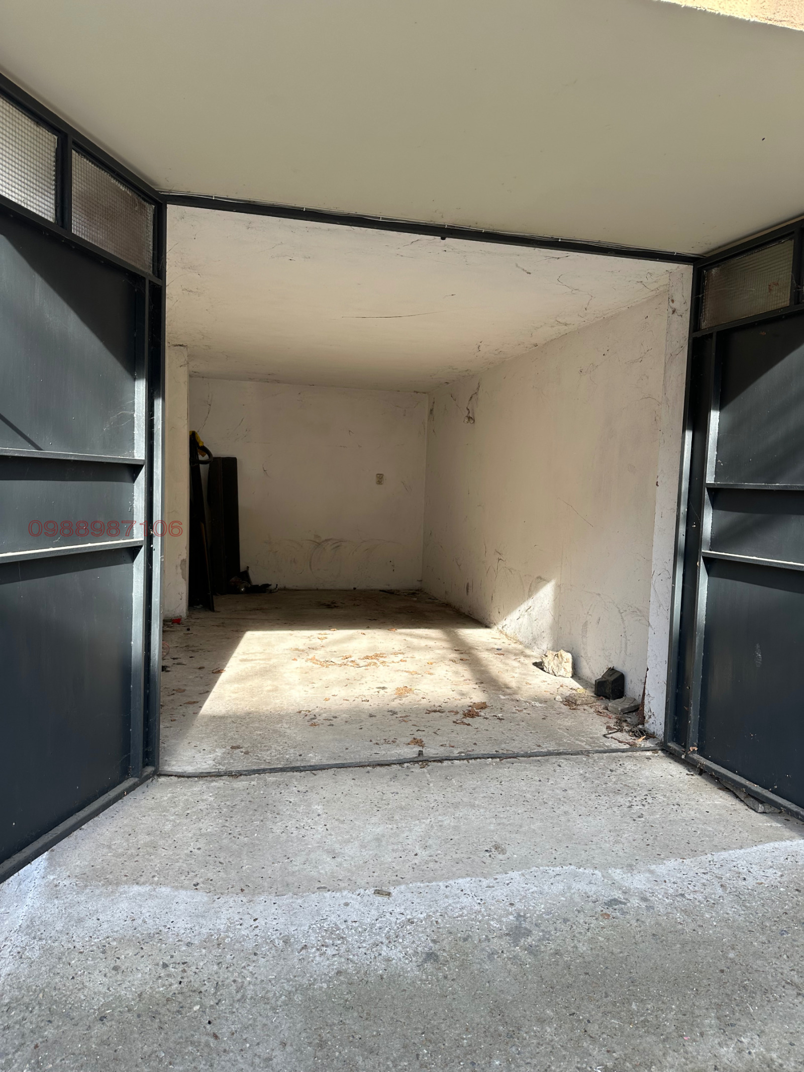 Дава под наем ГАРАЖ, ПАРКОМЯСТО, гр. Плевен, Идеален център, снимка 5 - Гаражи и паркоместа - 53763241