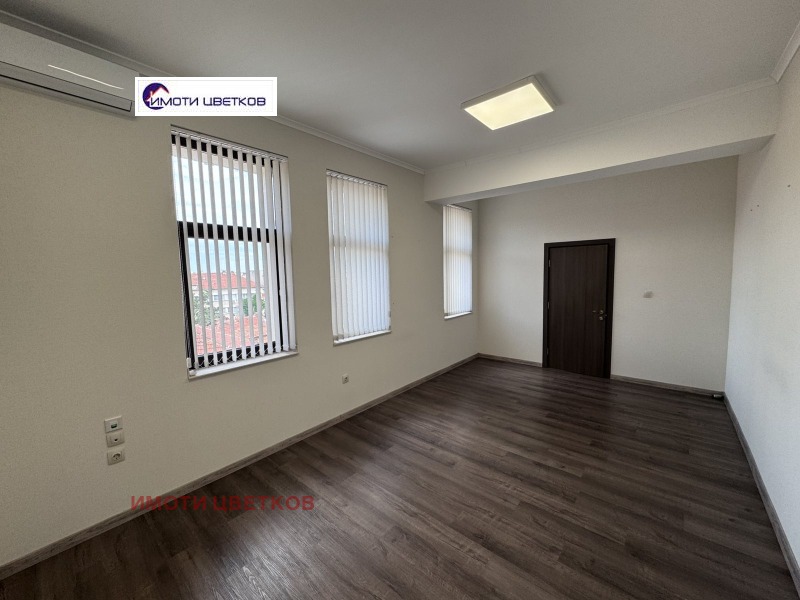 Til leie  Kontor Vratsa , Tsentar , 25 kvm | 31499300 - bilde [3]