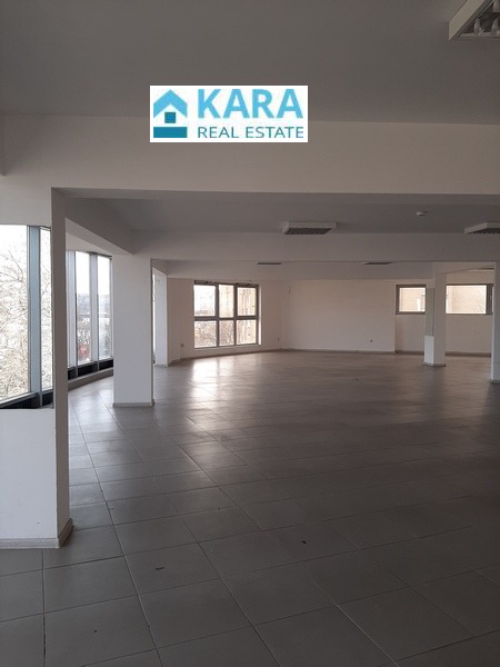 Дава под наем МАГАЗИН, гр. Кърджали, Център, снимка 5 - Магазини - 53559130