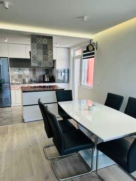 ����� ���� ��� ���� 3-�����,���� ����� ������, ��������