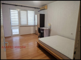���� ��� ���� 3-����� | Imot.bg � ����� ������ 8