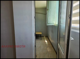 ���� ��� ���� 3-����� | Imot.bg � ����� ������ 12