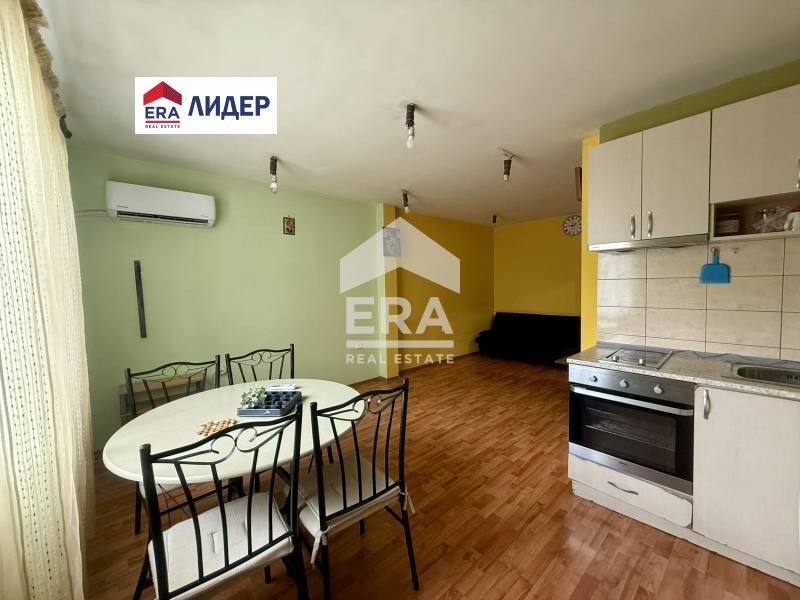 Te huur  Studio Ruse , Rodina 1 , 50 m² | 69430055