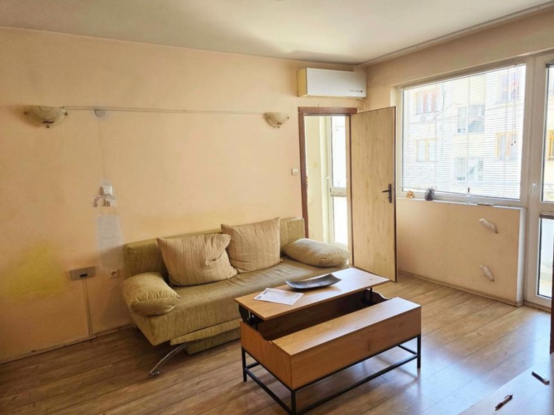 В аренду  1 спальня Пловдив , Кършияка , 54 кв.м | 47511236 - изображение [2]