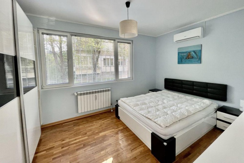 Издаје се  2 спаваће собе Софија , Изток , 80 м2 | 83606579 - слика [3]