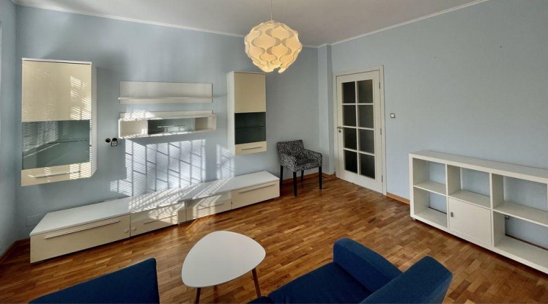 Издаје се  2 спаваће собе Софија , Изток , 80 м2 | 83606579 - слика [2]