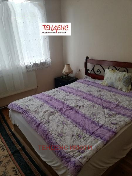 В оренду  Поверх будинку Кърджали , Байкал , 100 кв.м | 94522291