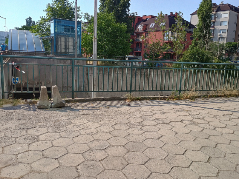 Издаје се  1 спаваћа соба Софија , Дарвеница , 60 м2 | 49945630 - слика [13]