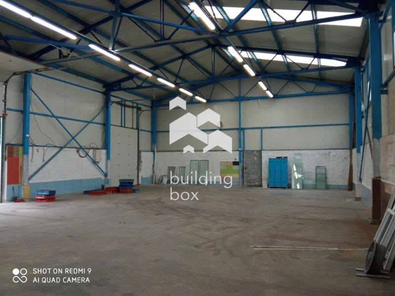 Te huur  Opslag regio Plovdiv , Branipole , 240 m² | 70450844