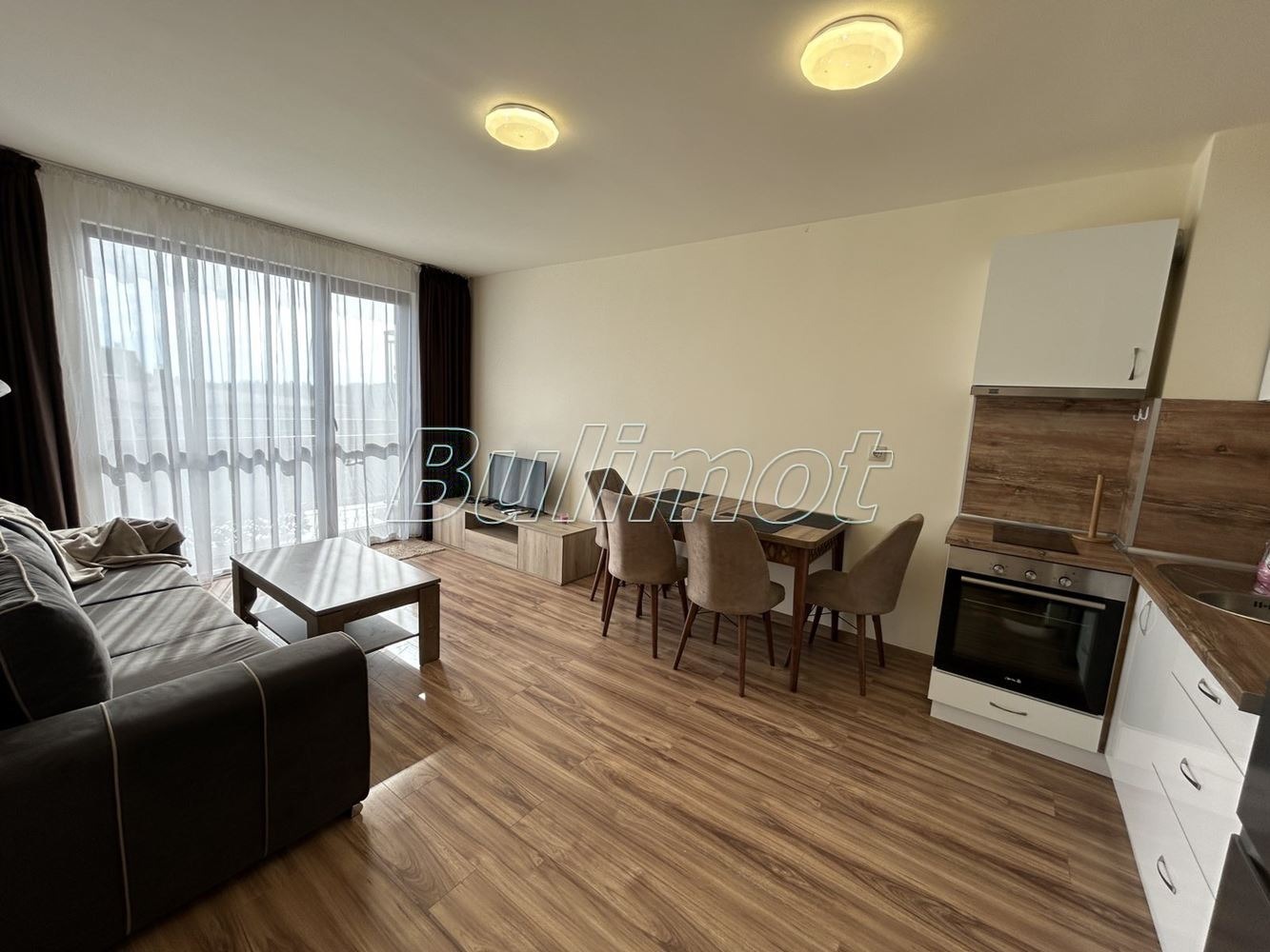 Дава под наем 3-СТАЕН, гр. Варна, к.к. Св.Св. Константин и Елена, снимка 2 - Апартаменти - 53775807