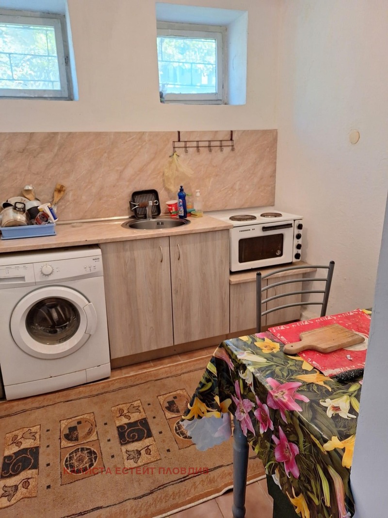 Kiadó  Stúdió Plovdiv , Centar , 15 négyzetméter | 15091356
