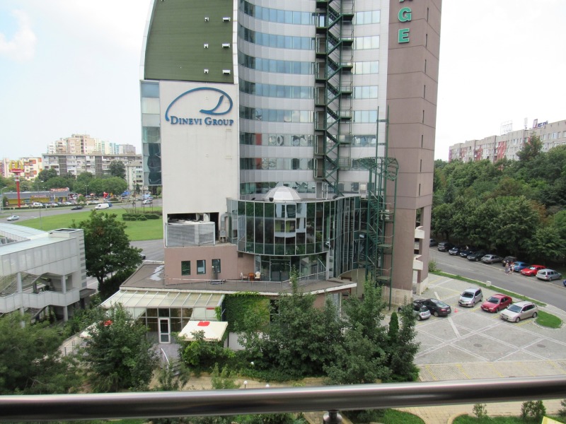 Дава под наем 2-СТАЕН, гр. Бургас, Славейков, снимка 4 - Апартаменти - 50092401