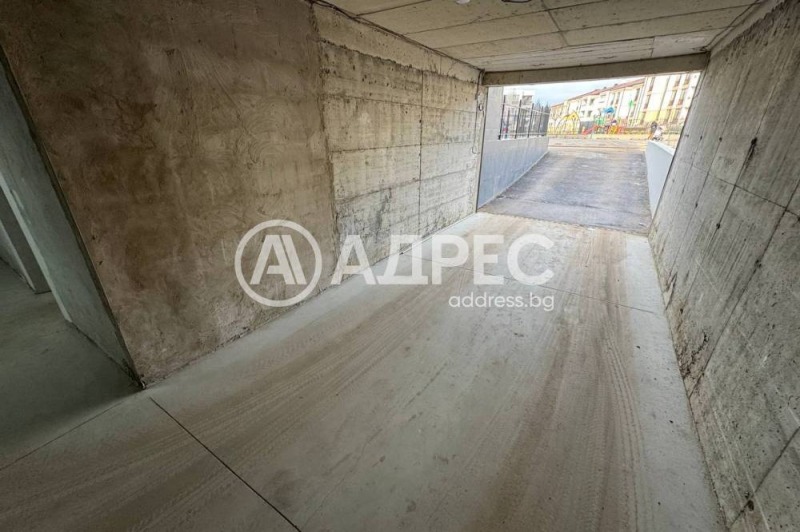 Дава под наем ГАРАЖ, ПАРКОМЯСТО, гр. София, Витоша, снимка 3 - Гаражи и паркоместа - 53284673