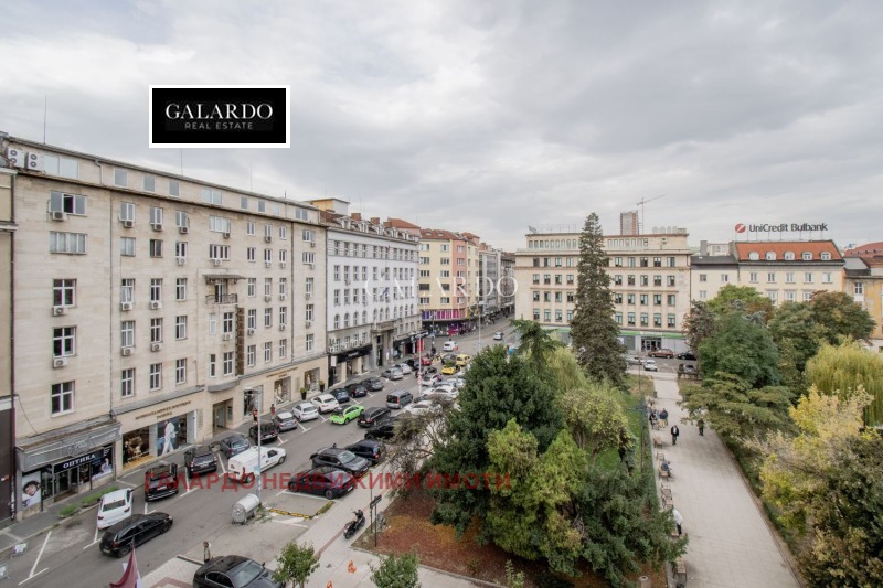 Дава под Наем ОФИС в град София, Център - 90 кв.м / 1 260 € » 2 464.35 лв., ГАЛАРДО НЕДВИЖИМИ ИМОТИ