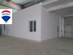 Składowanie Industrialna zona - Sewer, Plowdiw 4