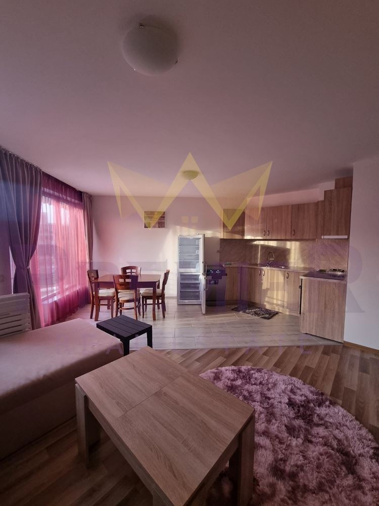 Издаје се  1 спаваћа соба Варна , м-т Горна Трака , 70 м2 | 17831575 - слика [3]