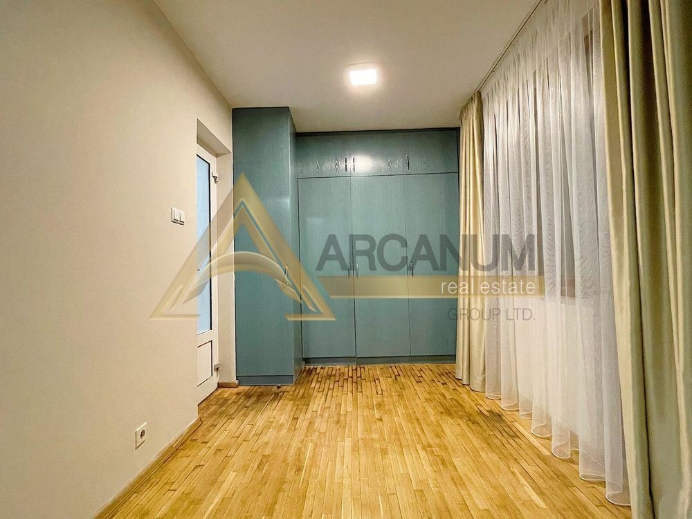 Дава под наем МНОГОСТАЕН, гр. Варна, Център, снимка 5 - Апартаменти - 54061816