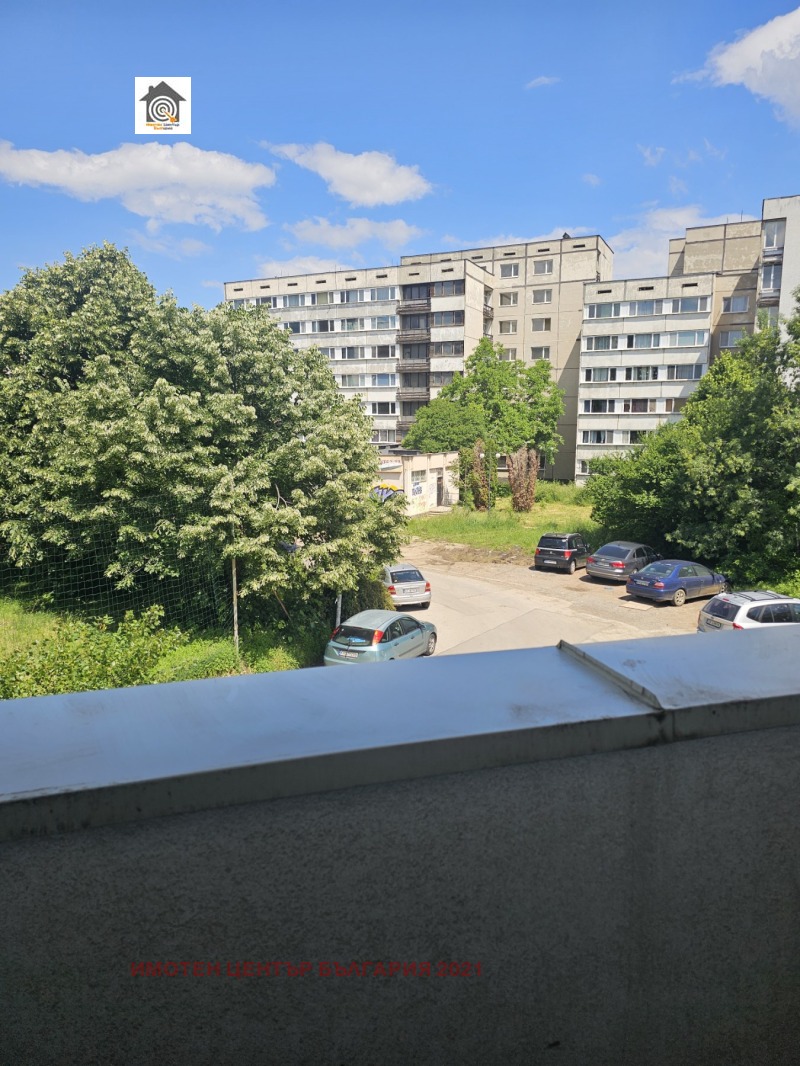 Zu vermieten  1 Schlafzimmer Sofia , Studentski grad , 64 qm | 68545320