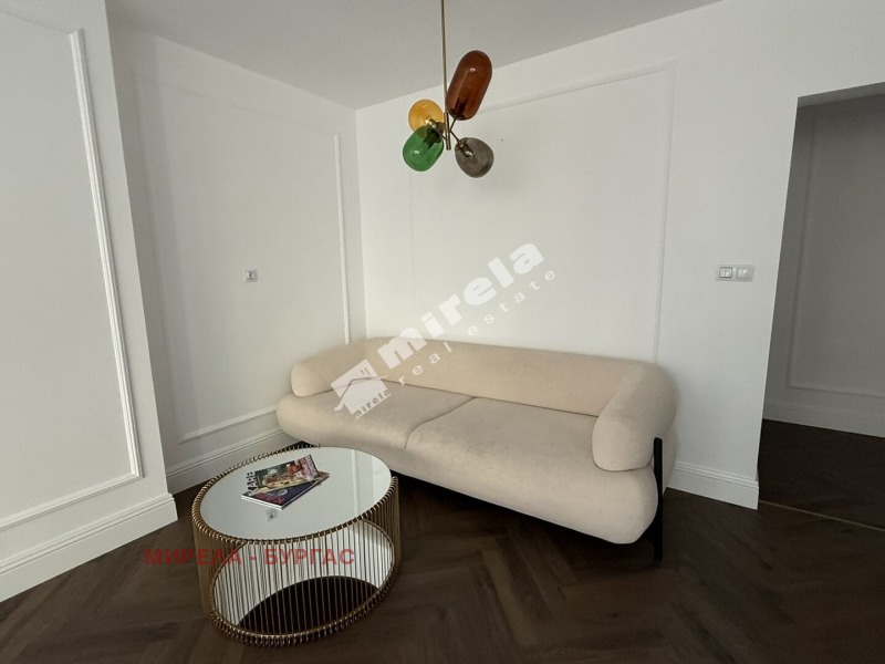 Дава под наем ОФИС, гр. Бургас, Център, снимка 4 - Офиси - 52619725