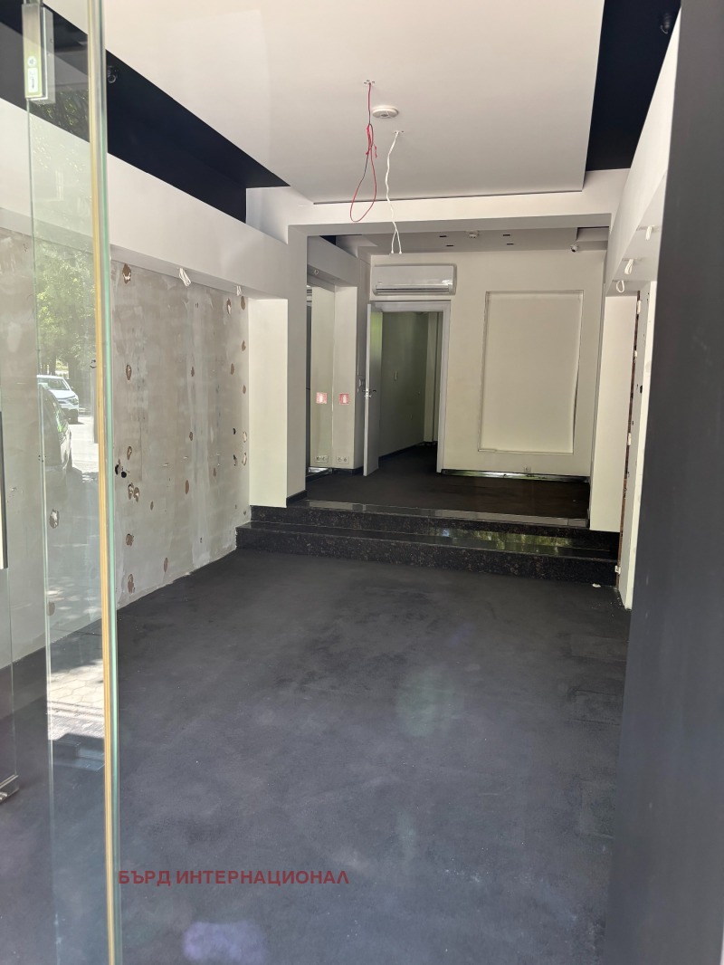 Do wynajęcia  Sklep Sofia , Centar , 45 mkw | 95152607 - obraz [3]