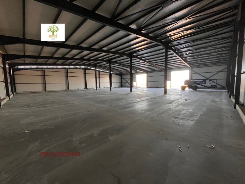 Дава под наем СКЛАД, с. Гурмазово, област София област, снимка 3 - Складове - 52243636