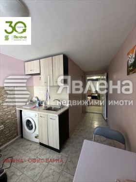 Дава под наем 2-стаен град Варна Базар Левски - [1] 