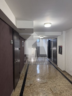 ���� ��� ���� 3-����� | Imot.bg � ����� ������ 9