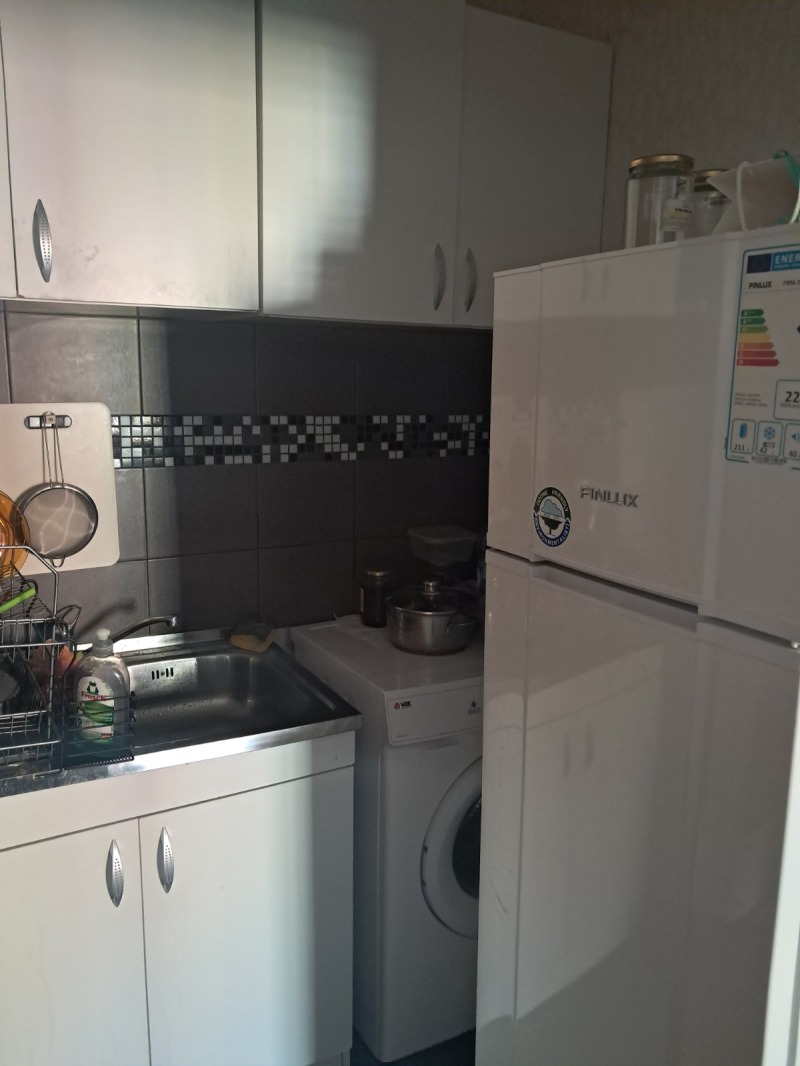 De inchiriat  Studio Sofia , Liulin 5 , 36 mp | 10169919 - imagine [2]