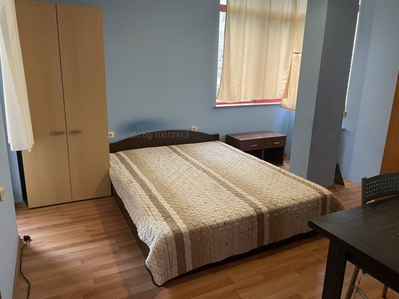 Дава под наем 2-СТАЕН, гр. София, Левски В