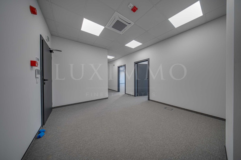 Дава под наем ОФИС, гр. София, Малинова долина, снимка 13 - Офиси - 50792003