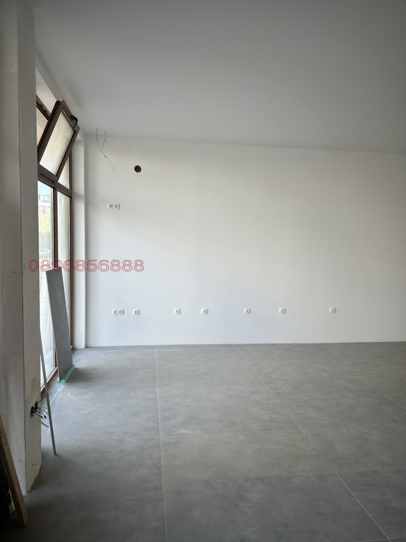 Дава под наем МАГАЗИН, гр. София, Малинова долина, снимка 2 - Магазини - 53110980